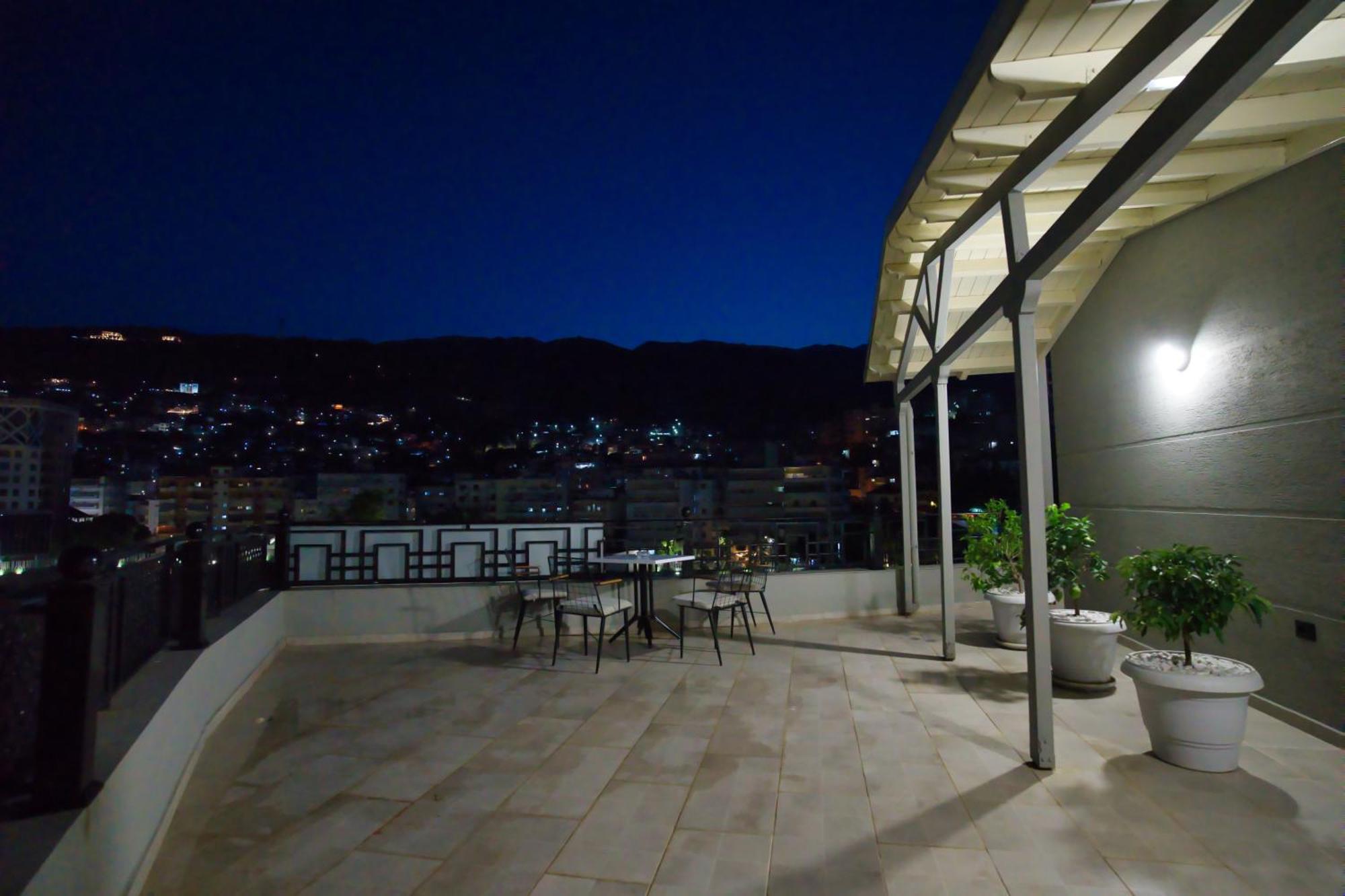 Rs Skendo Apartments Gjirokastër Eksteriør billede