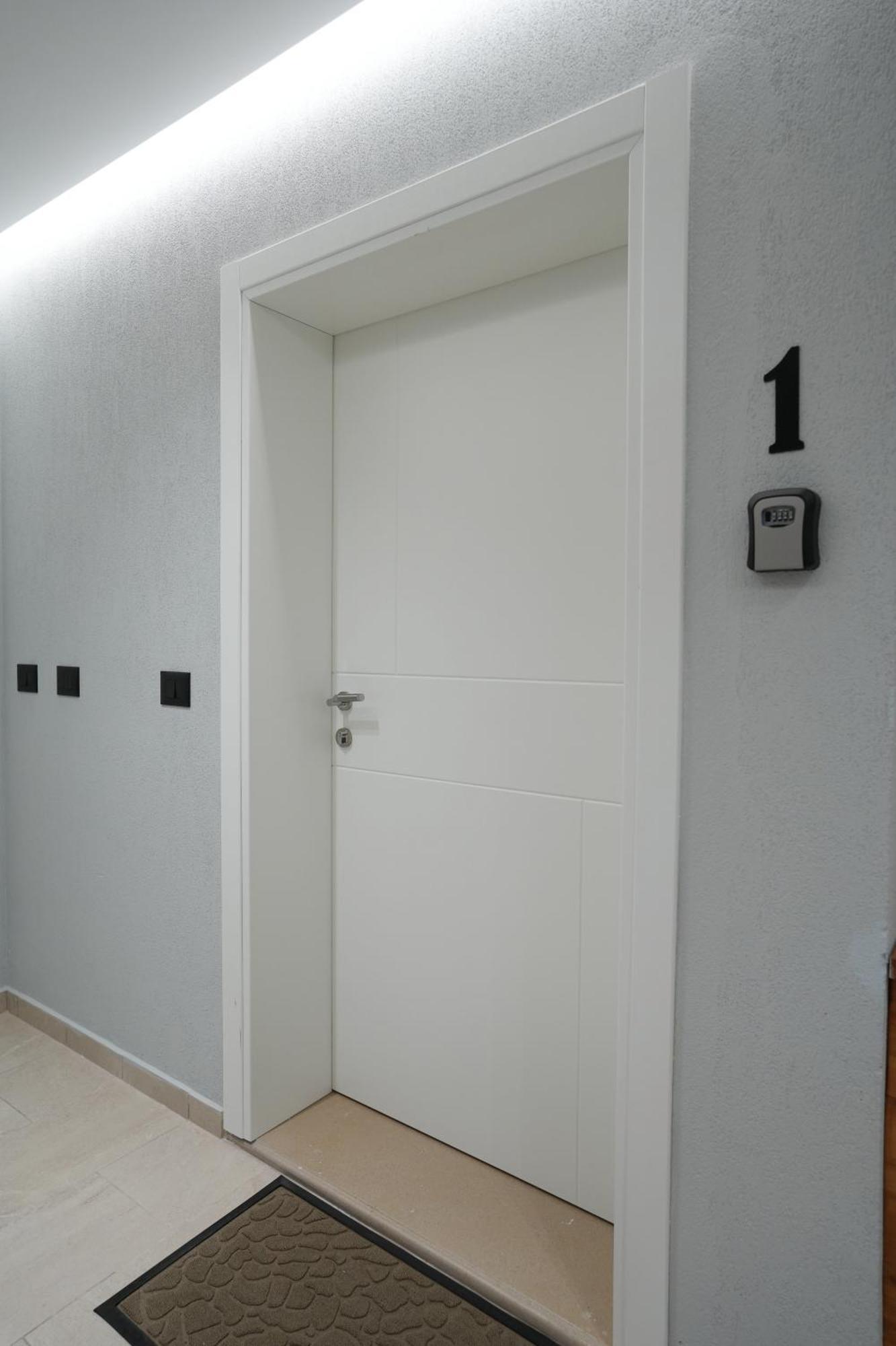 Rs Skendo Apartments Gjirokastër Eksteriør billede